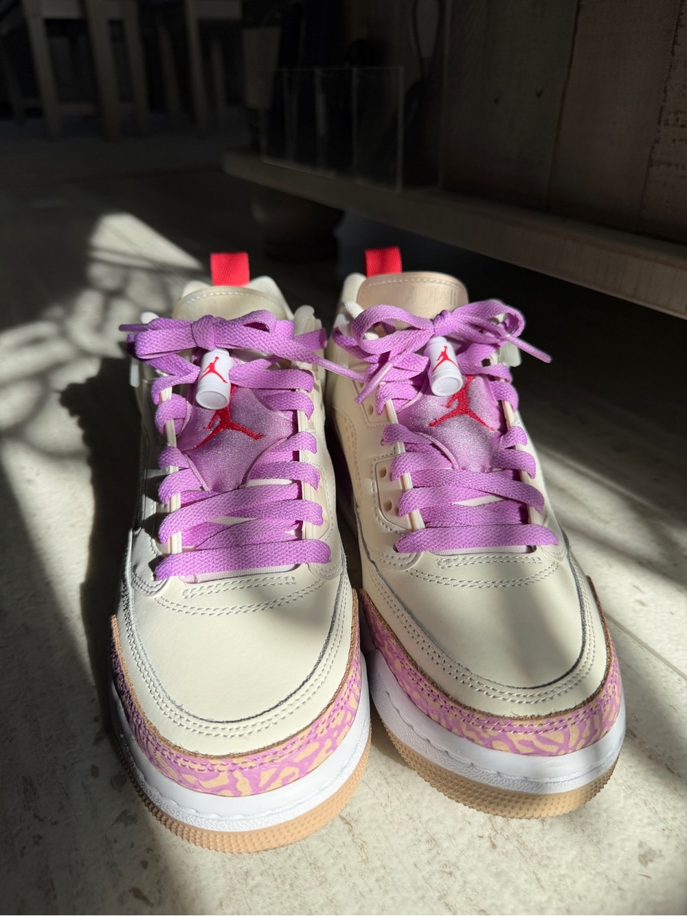 Jordan Spizike Low GS Pale Ivory Fusion Red Pink 6Y / Women’s 7.5 NWOT